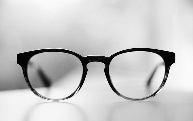 4 Misconceptions About Eyeglasses You Should Not Believe 